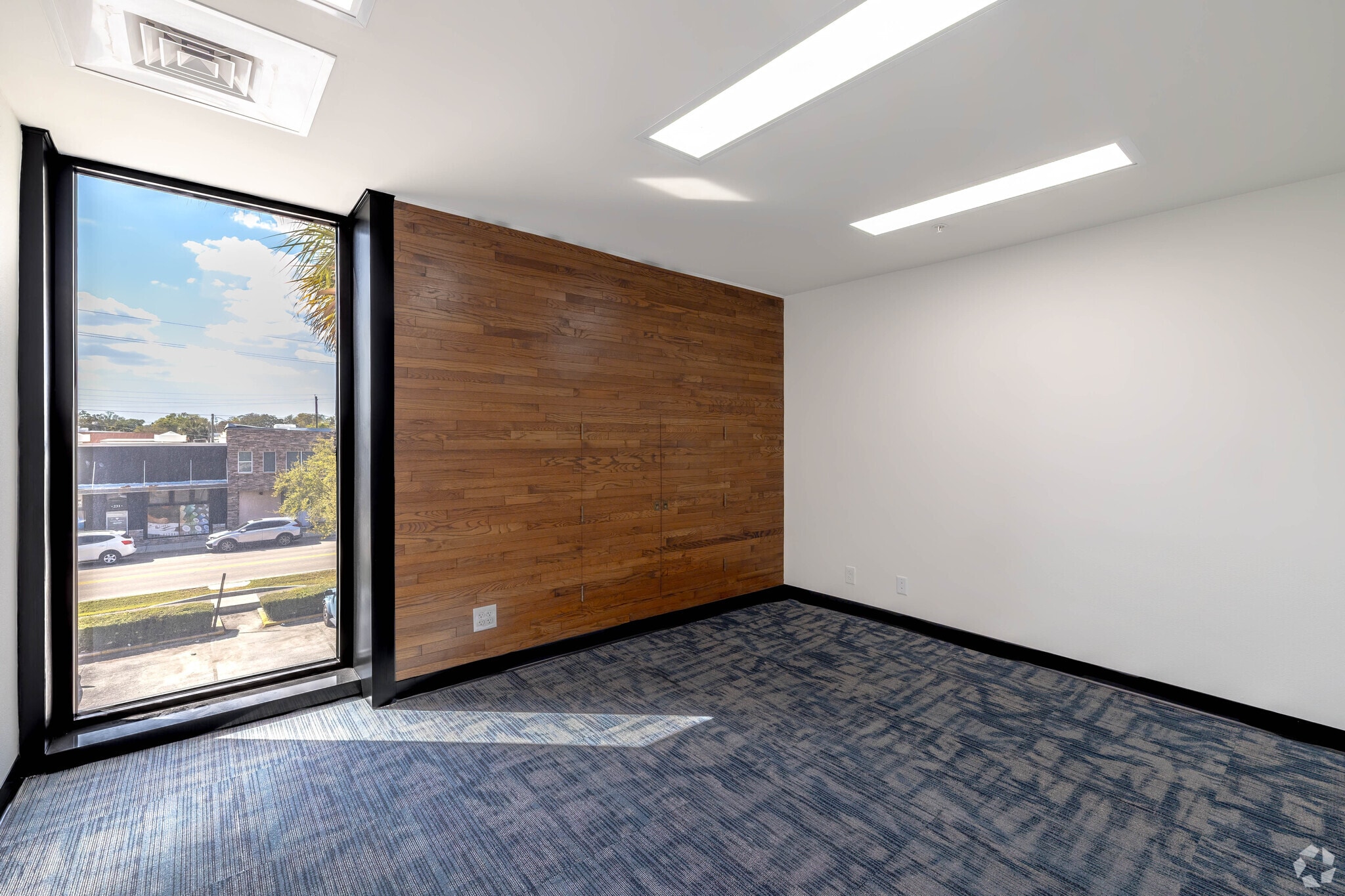 250 Magnolia Ave SW, Winter Haven, FL for lease Interior Photo- Image 1 of 1