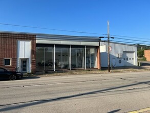 938 4th Ave, Coraopolis, PA for lease Building Photo- Image 1 of 1