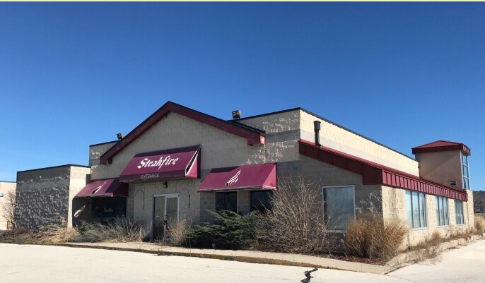 1726 S Church St, Watertown, WI for sale - Primary Photo - Image 1 of 1