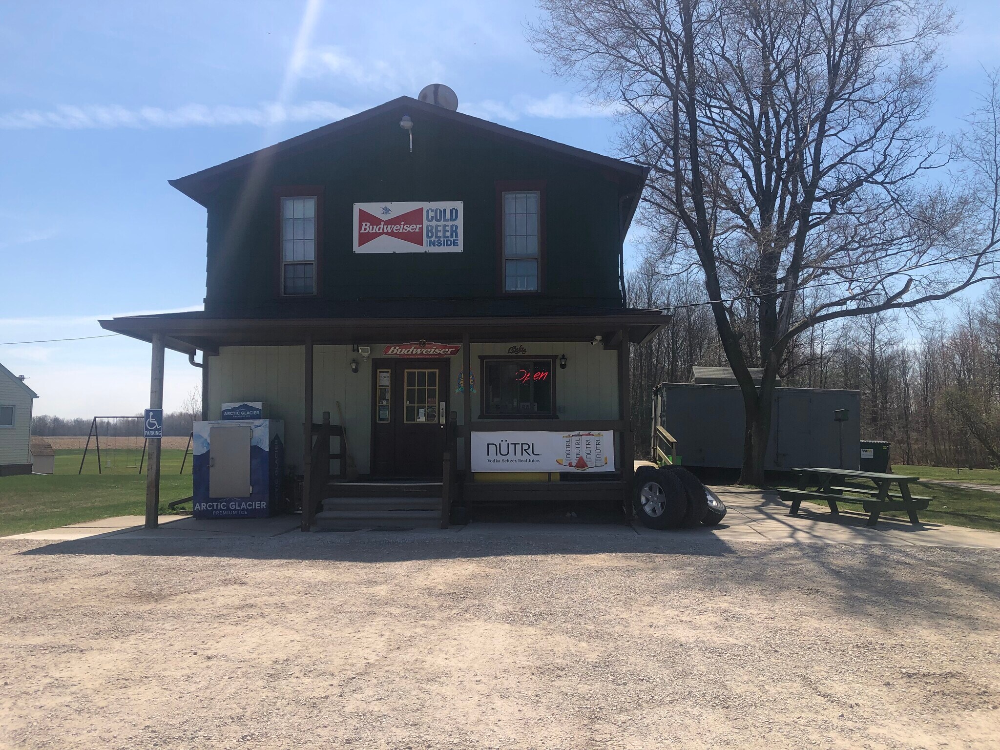 5815 Saint Clair Hwy