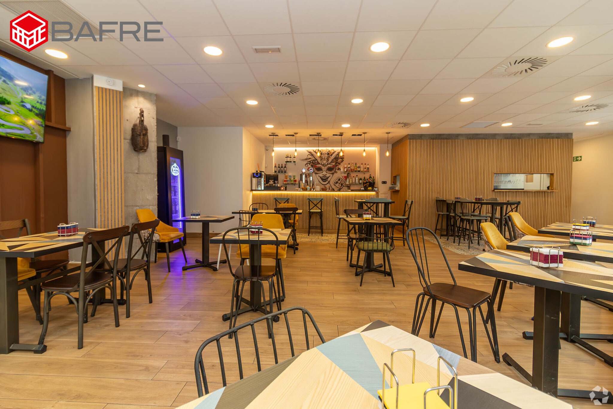 Retail in Madrid, Madrid for lease Interior Photo- Image 1 of 9