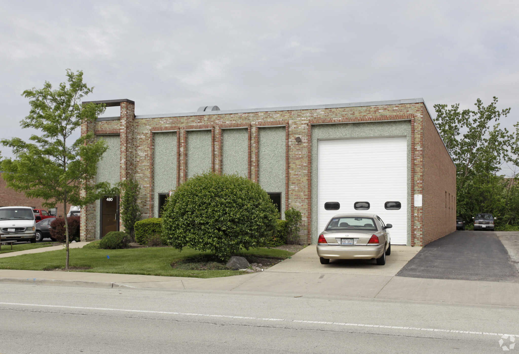 480 Lively Blvd Elk Grove Village Il 60007 Industrial For Lease