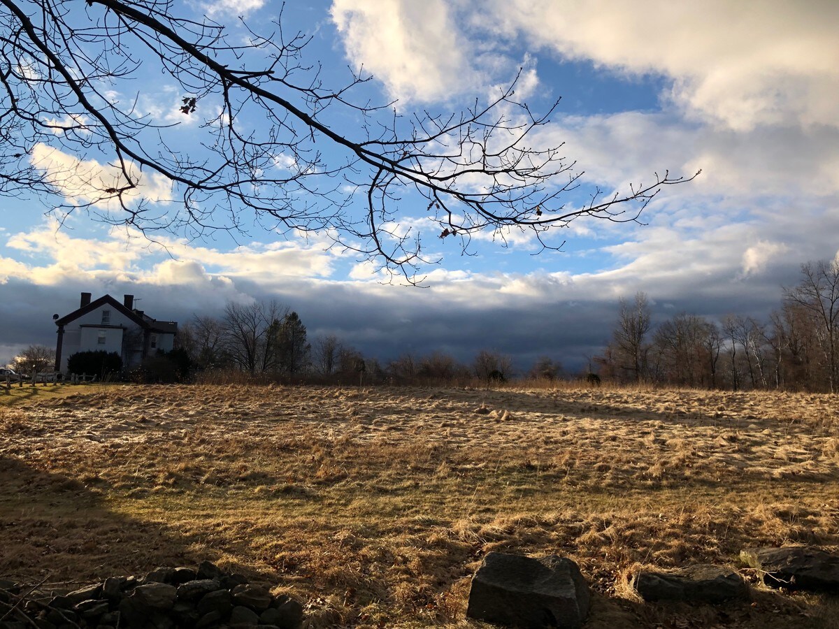 250 Hollis Rd, Lunenburg, MA 01462