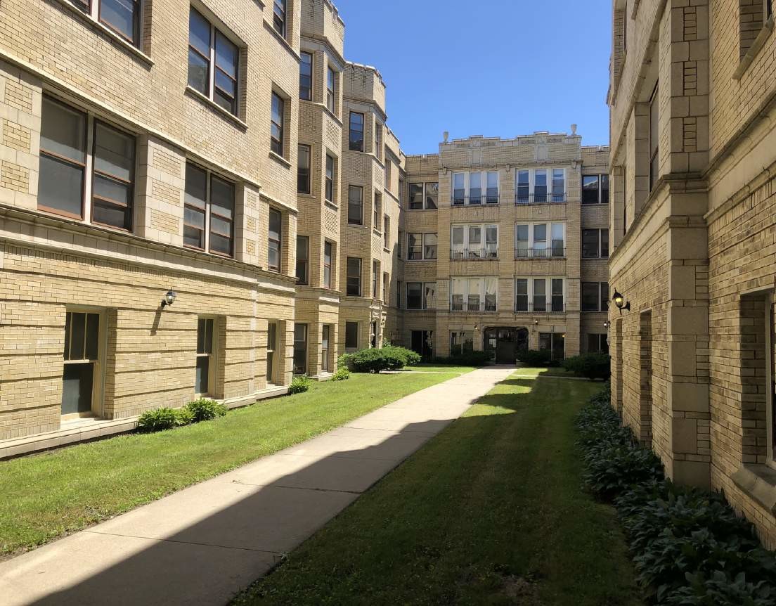 6943 S Cornell Ave, Chicago, IL 60649 | LoopNet