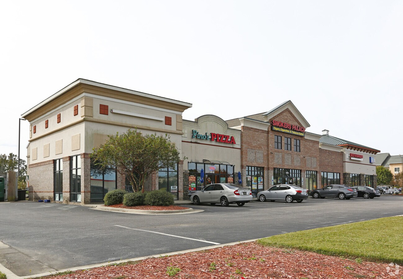 4916 Hayes Pl, Wilson, NC 27893