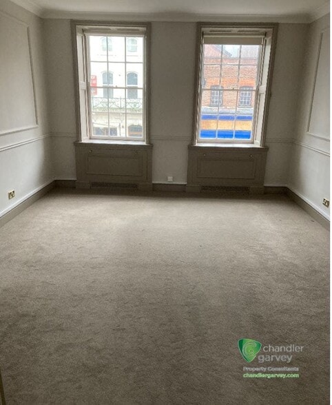 39-39a High St, High Wycombe for lease - Building Photo - Image 3 of 5