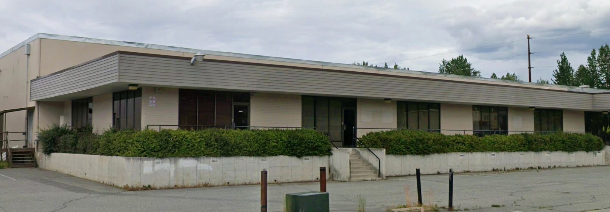 355 E 76th Ave, Anchorage, AK for lease Interior Photo- Image 1 of 8