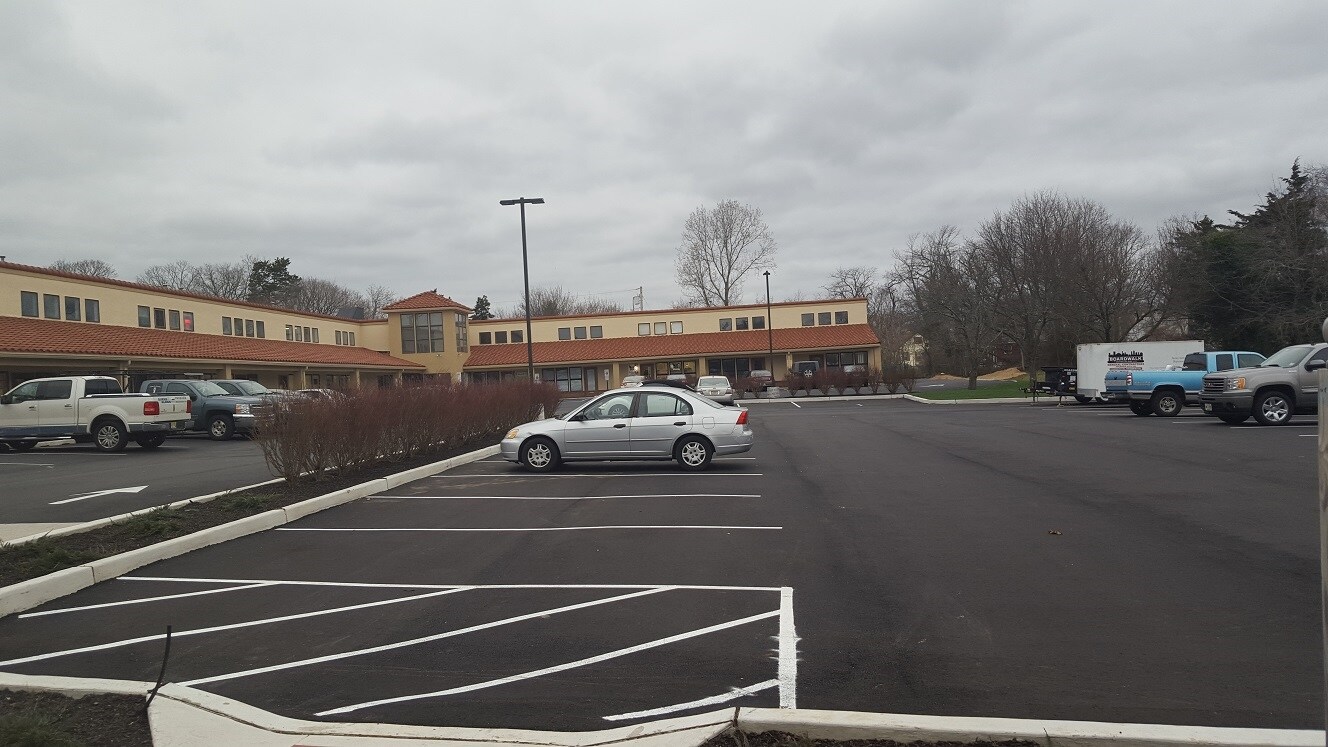 711 N Main St, Pleasantville, NJ 08232