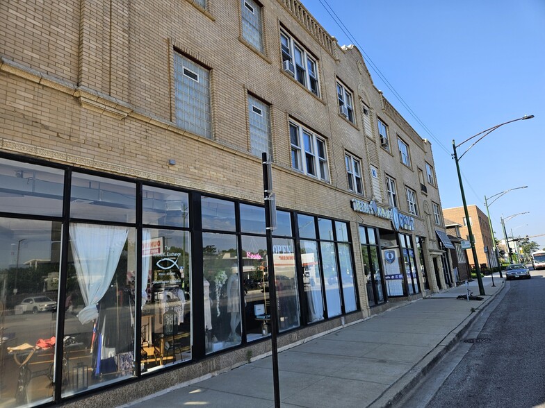 3557 S Archer Ave, Chicago, IL for lease - Building Photo - Image 2 of 11