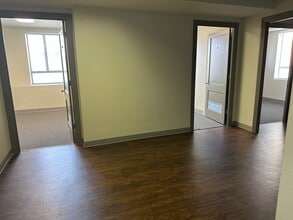 121 S Broadway Ave, Tyler, TX for lease Interior Photo- Image 1 of 4