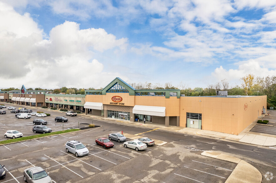 4571-4691 Morse Centre Rd, Columbus, OH for lease - Building Photo - Image 2 of 6