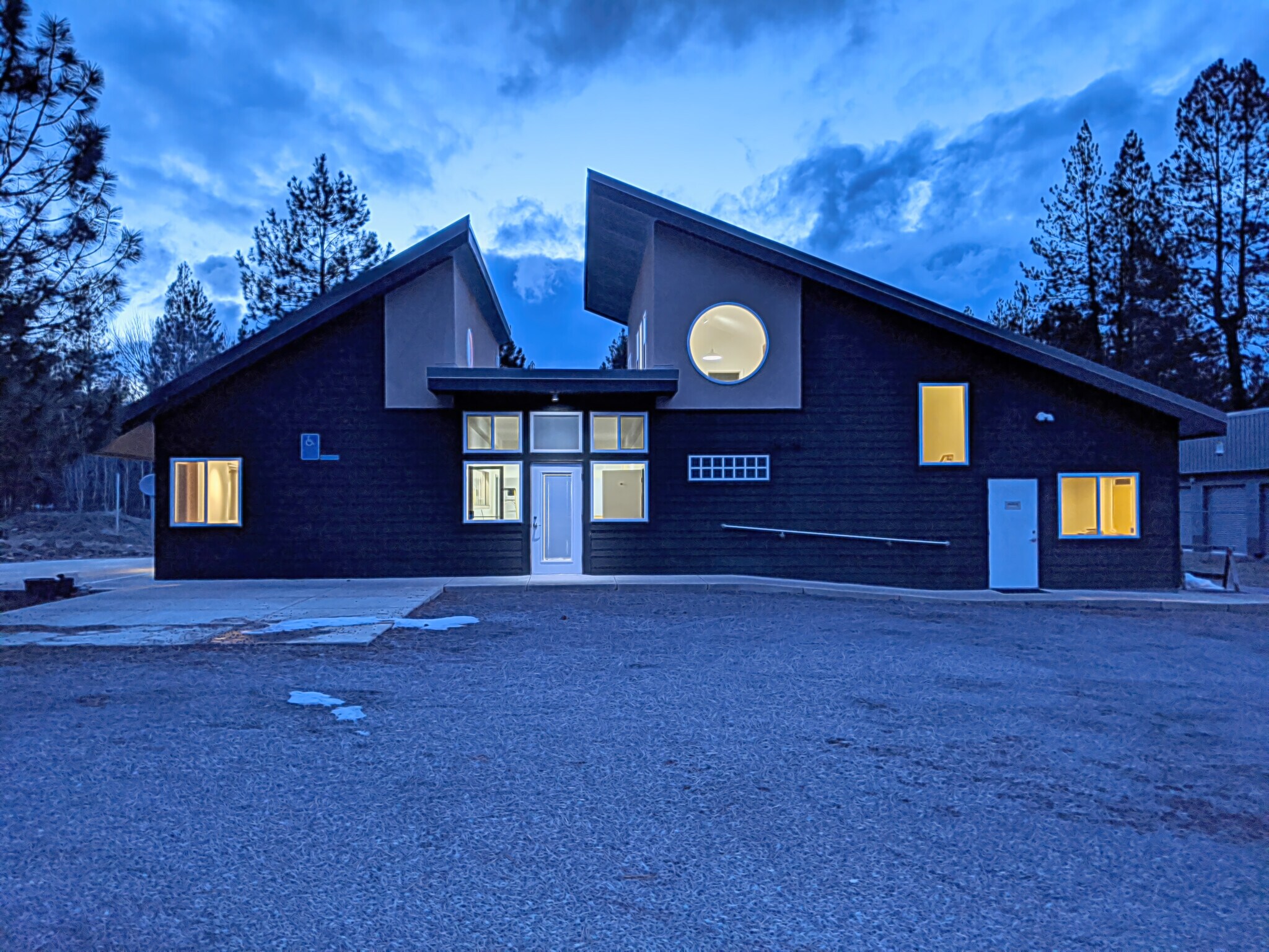 31011 Mountain Lake Dr, Klamath Falls, OR for sale Building Photo- Image 1 of 1