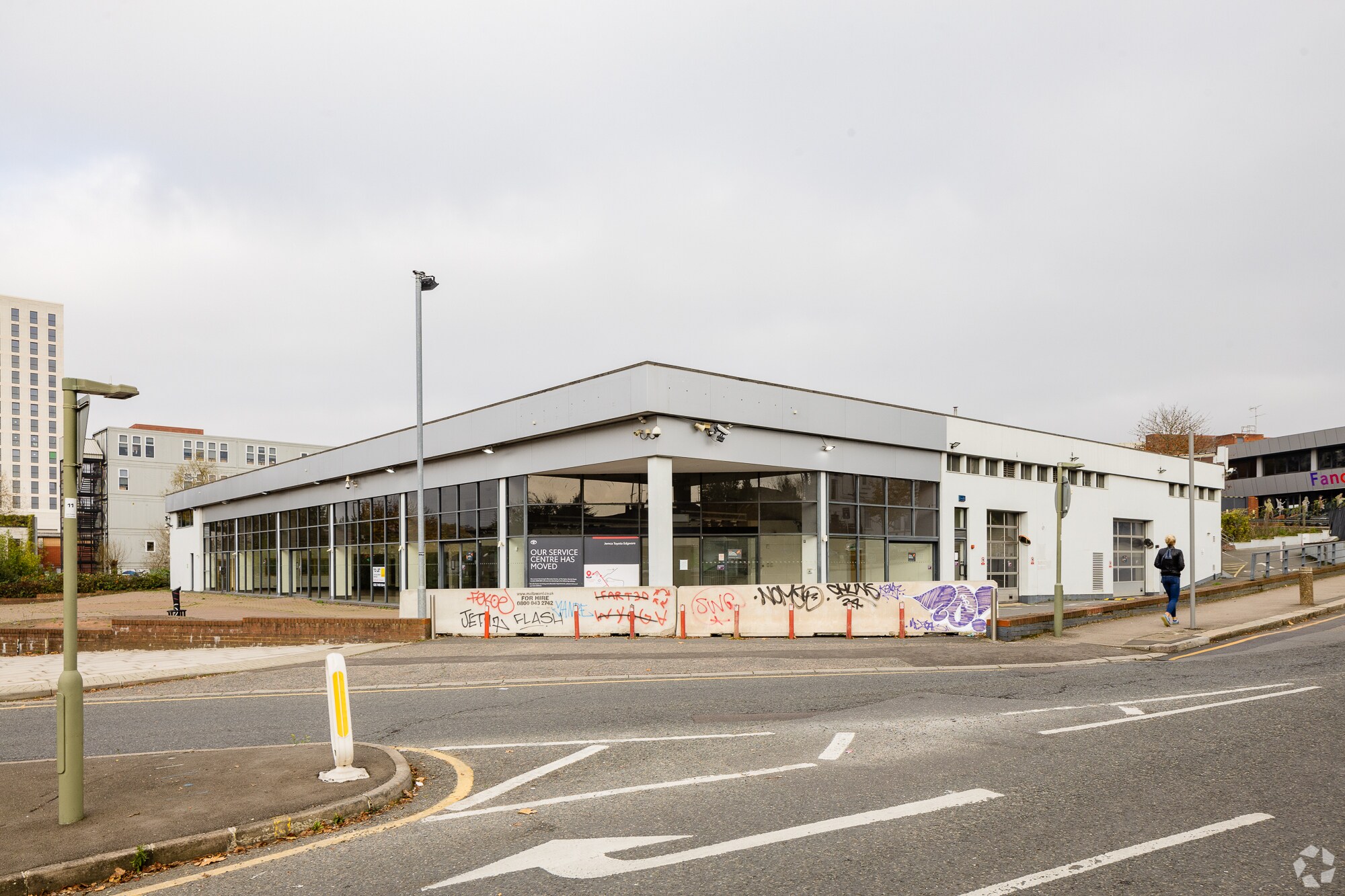 Edgware Rd, London for sale Primary Photo- Image 1 of 1