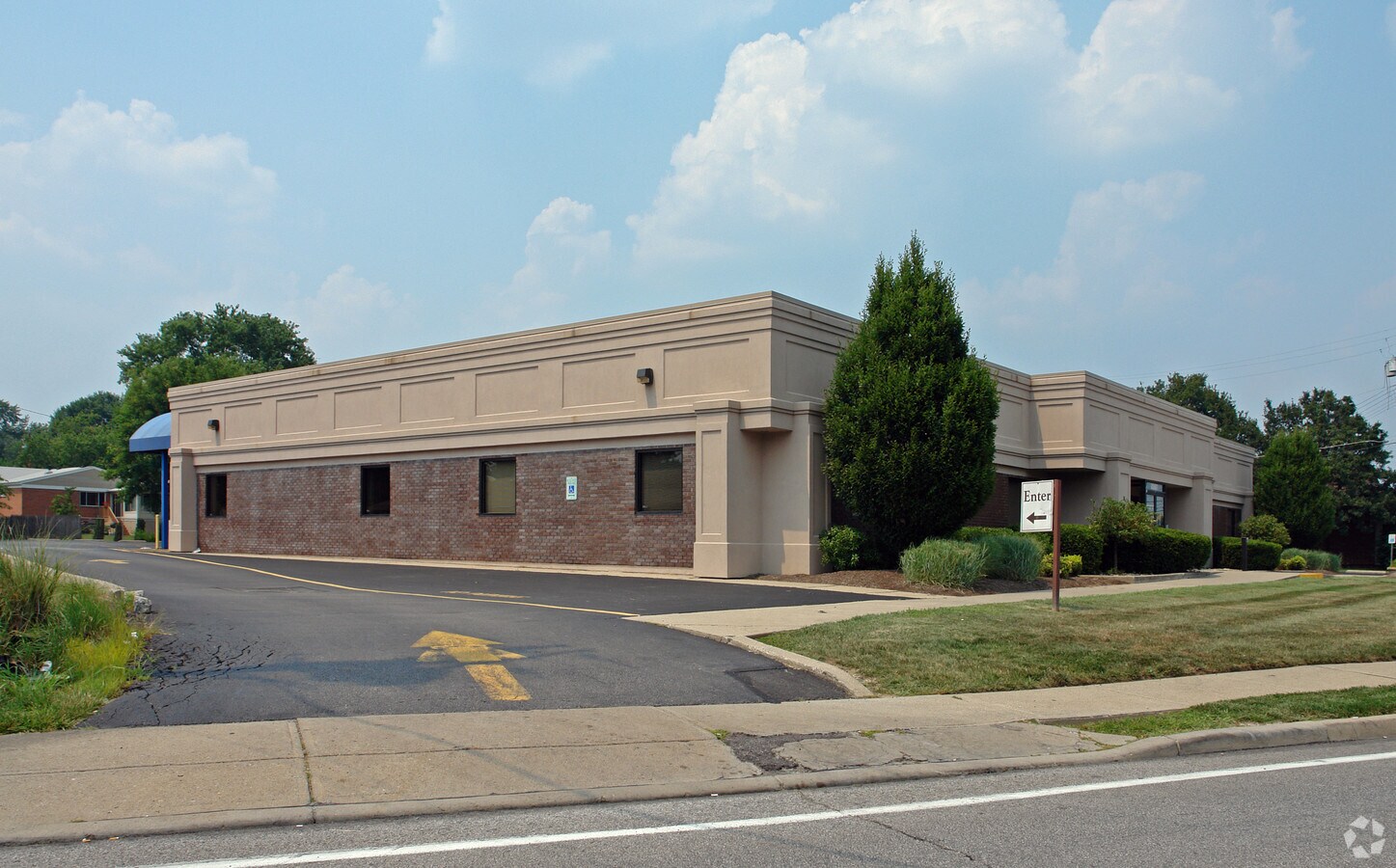 3267 Westbourne Dr, Cincinnati, OH 45248 Property Record