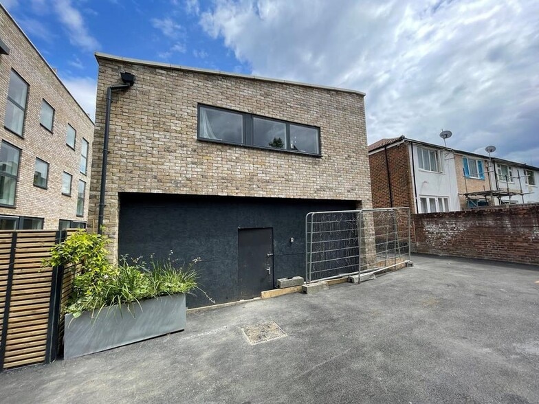 260 Knights Hl, London for sale - Building Photo - Image 3 of 7