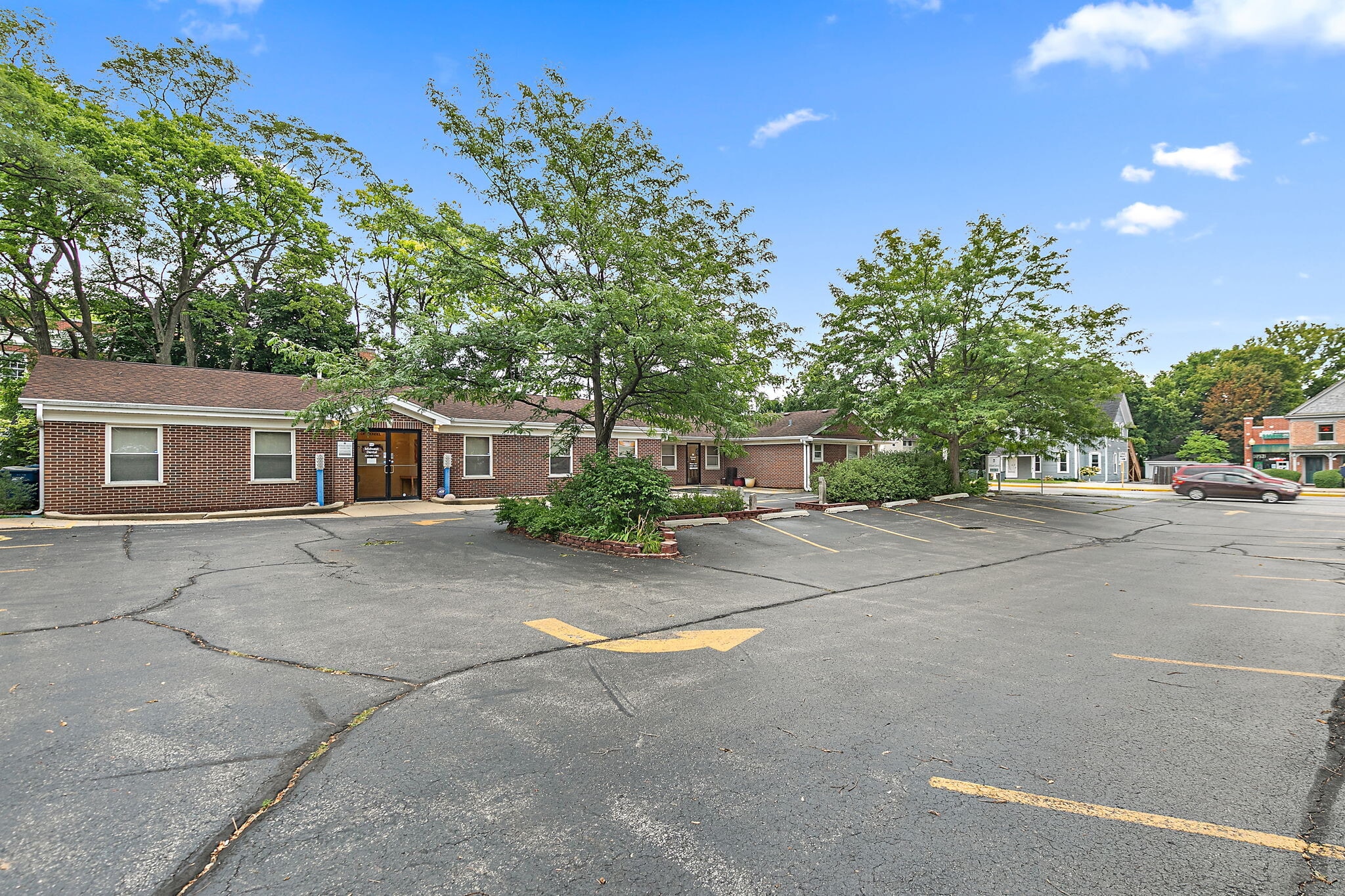 712 W Main St, West Dundee, IL for sale Building Photo- Image 1 of 52