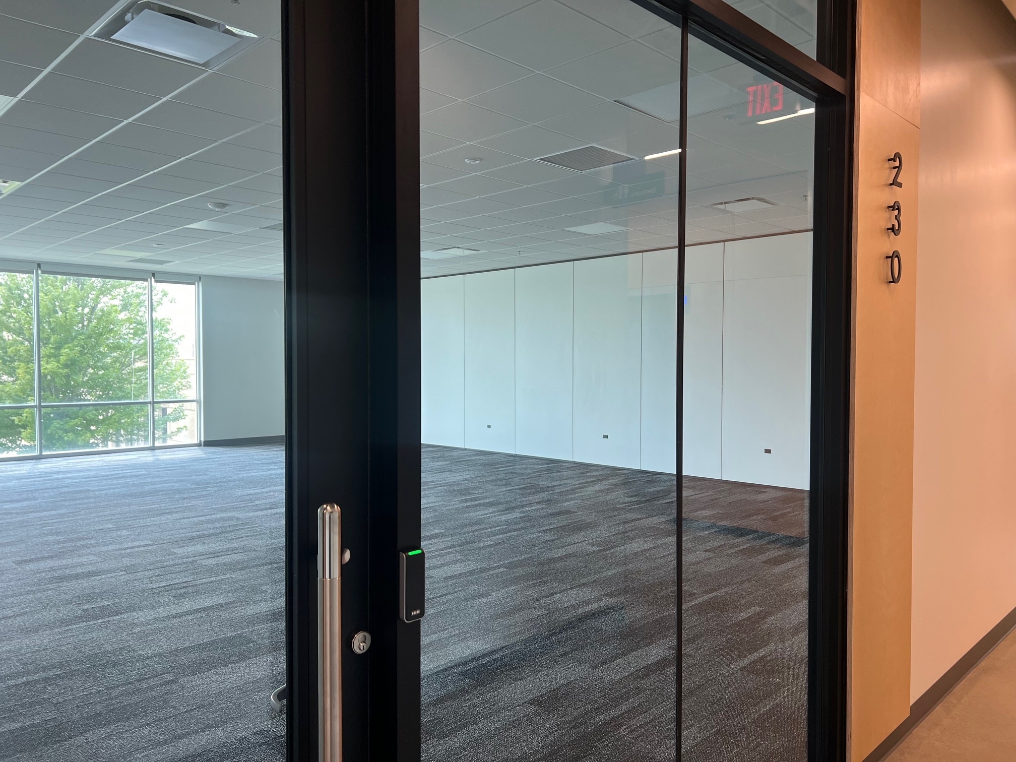 1960 Kimball Ave, Manhattan, KS for lease Interior Photo- Image 1 of 5