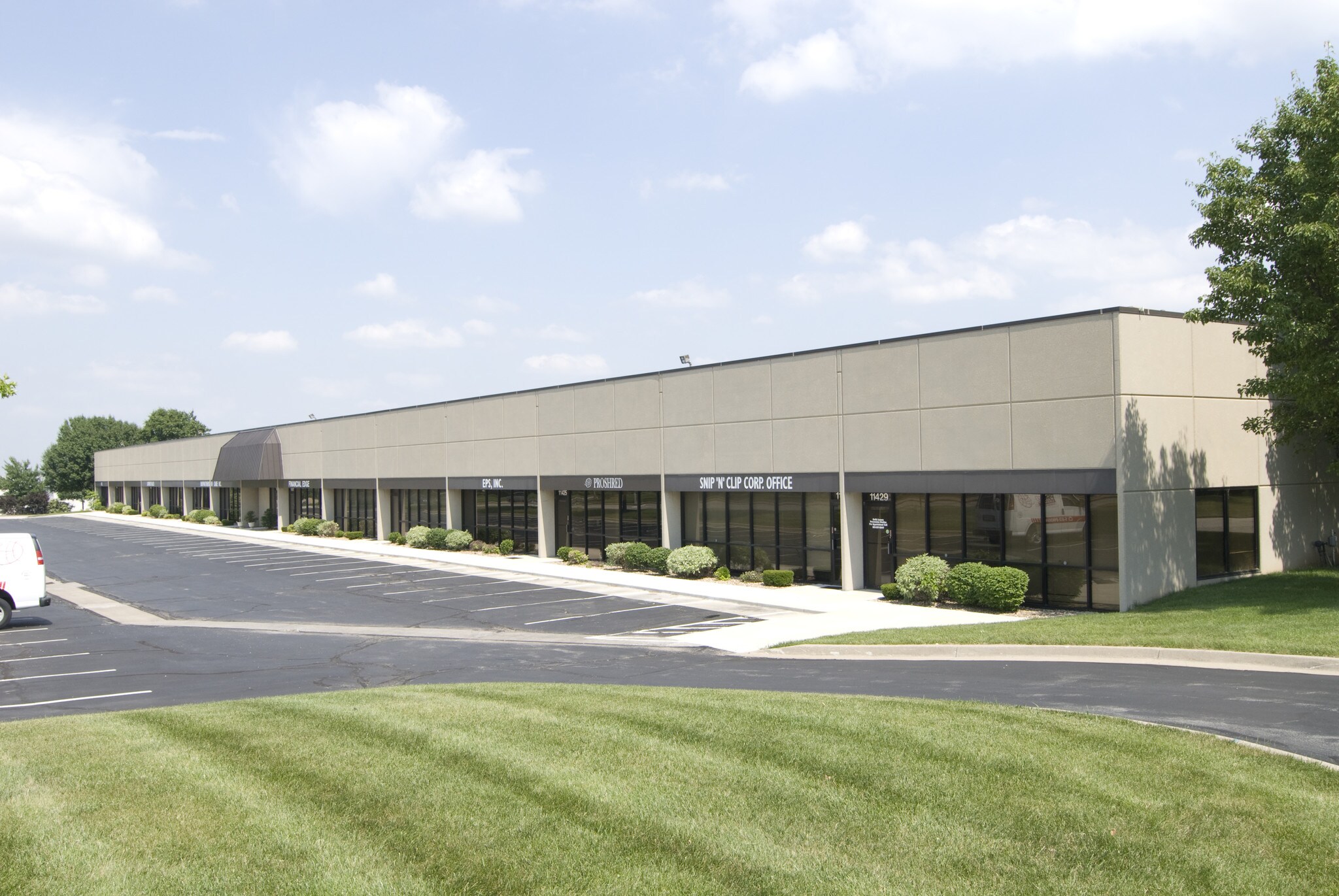 11429 Strang Line Rd, Lenexa, KS for lease Building Photo- Image 1 of 8
