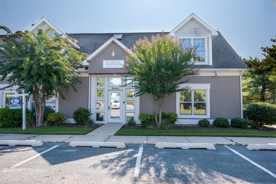 8603 Commerce Dr, Easton, MD for sale - Building Photo - Image 1 of 1