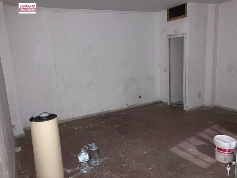 Retail in València for sale - Building Photo - Image 3 of 5
