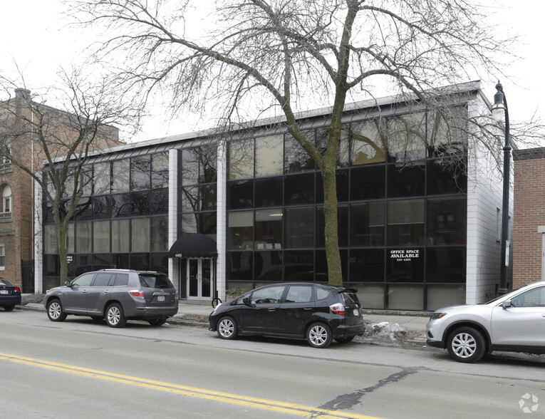 4465 N Oakland Ave, Milwaukee, WI for lease - Building Photo - Image 2 of 4