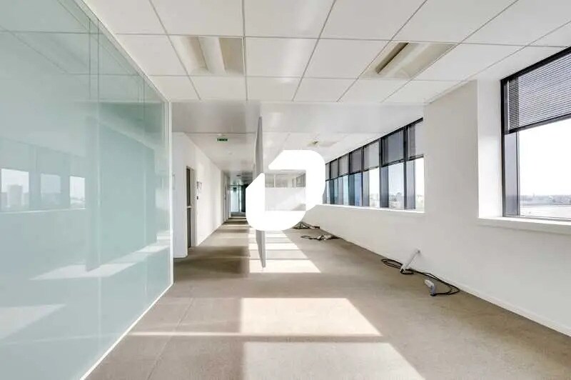 40 Quai Jean Compagnon, Ivry-sur-Seine for lease - Building Photo - Image 3 of 25