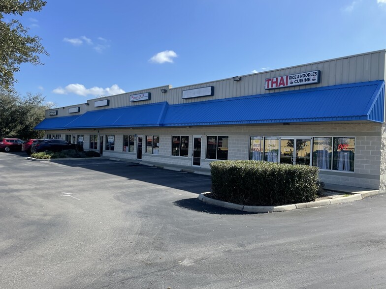 11175 SW 93rd Court Rd, Ocala, FL for lease - Building Photo - Image 2 of 6