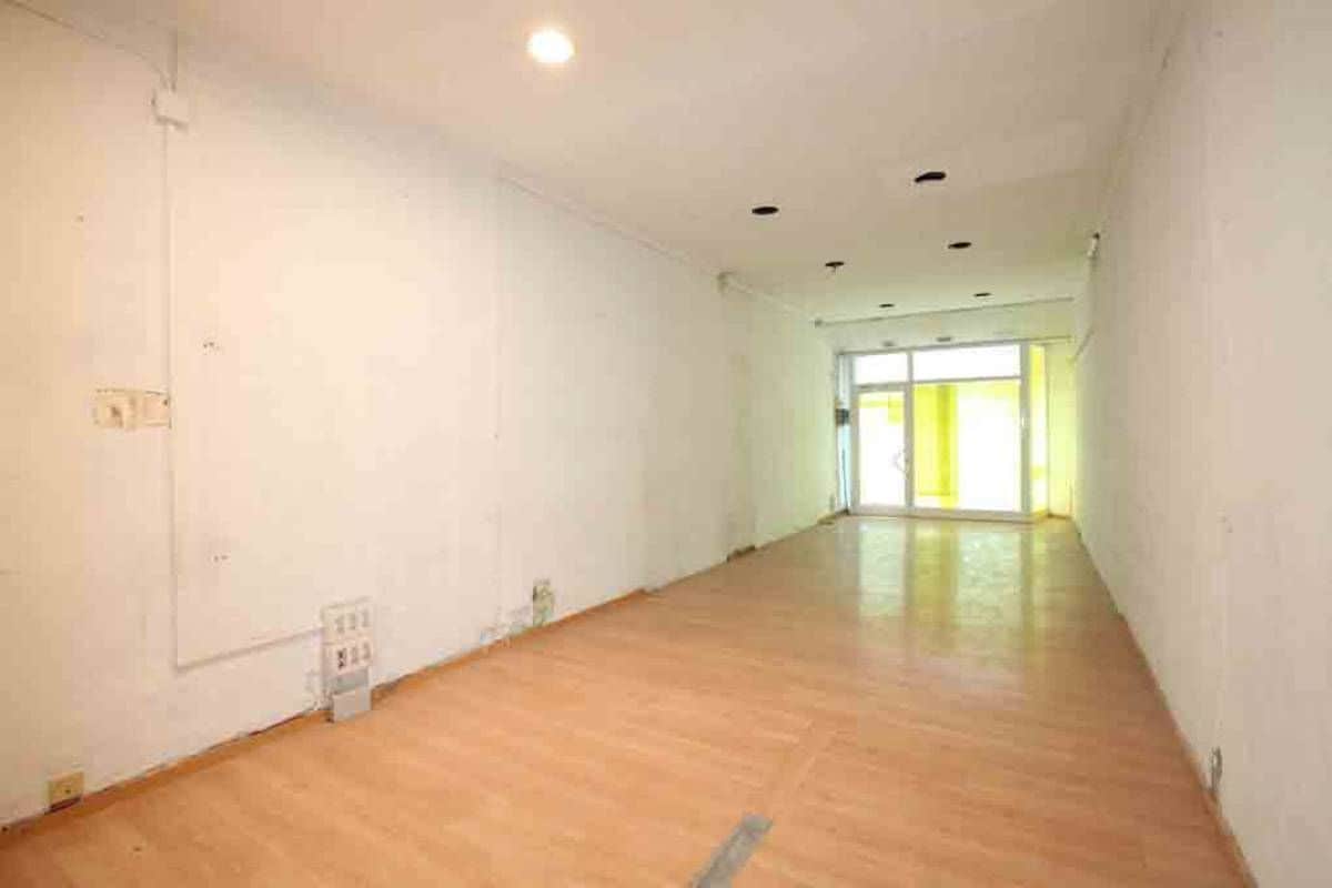 Manresa, BAR 08242 - Unit Pta. 1 -  - Interior Photo - Image 1 of 5