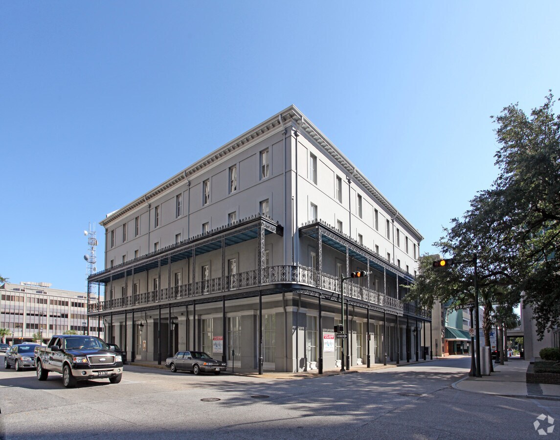 100 St Joseph St, Mobile, AL 36602