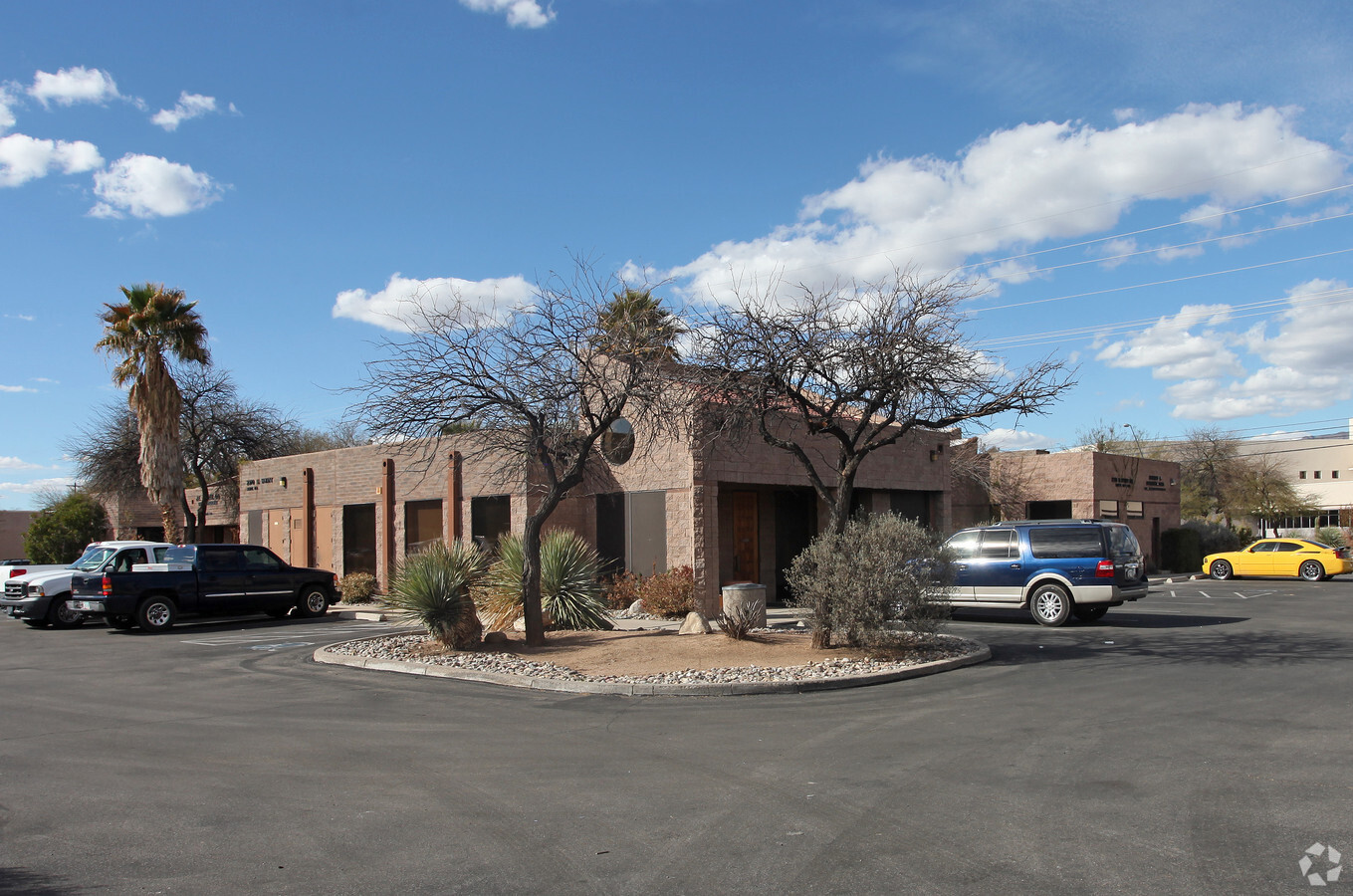 2370 N Wyatt Dr, Tucson, AZ 85712 - Office/Medical for Lease | LoopNet