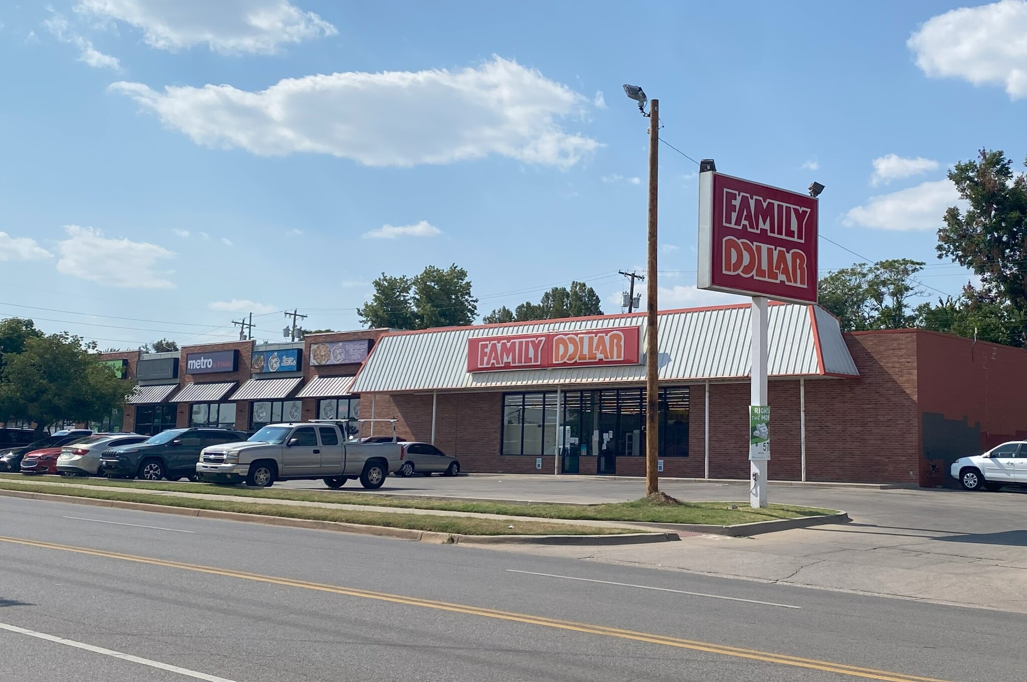 2809 NW 10th St, Oklahoma City, OK for lease Building Photo- Image 1 of 6