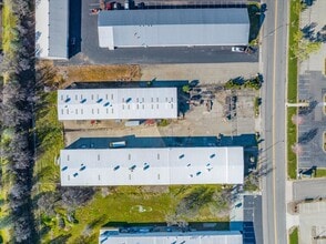 4311 Caterpillar Rd, Redding, CA - AERIAL  map view - Image1