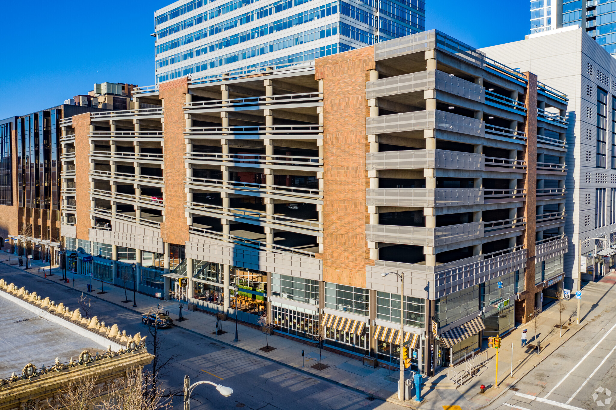 770 N Jefferson St, Milwaukee, WI for sale Primary Photo- Image 1 of 1