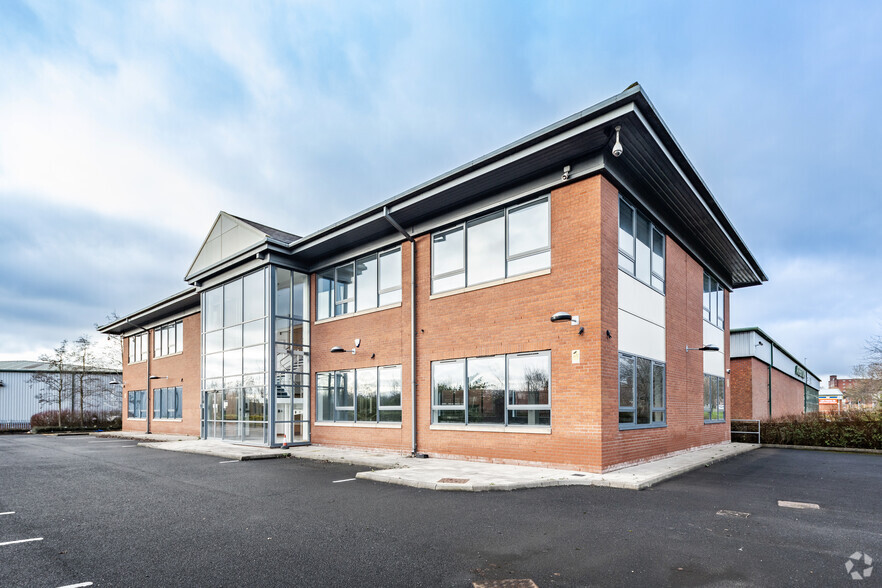 Waters Meeting Rd, Bolton for lease - Primary Photo - Image 1 of 5