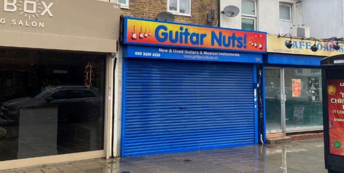 164 Brighton Rd, Coulsdon for sale Primary Photo- Image 1 of 1