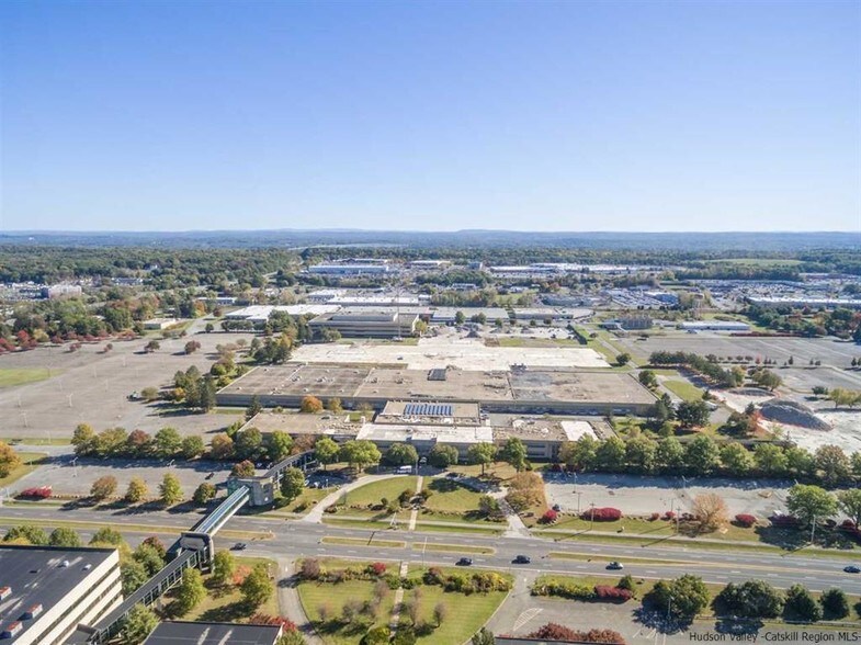 100298 Enterprise Dr, Kingston, NY 12401