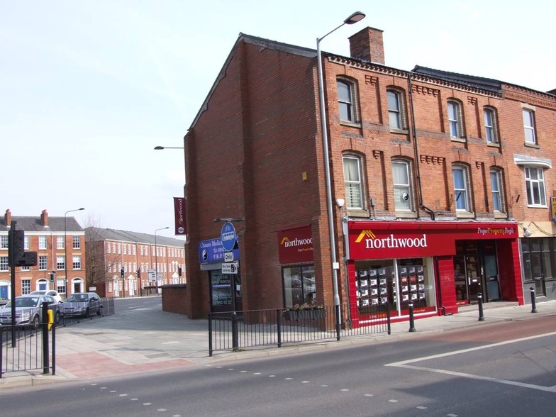 55-57A Mesnes St, Wigan for lease - Primary Photo - Image 1 of 2