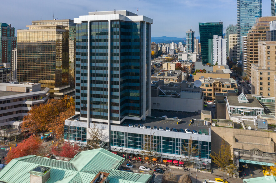 777 Hornby St, Vancouver, BC for lease - Building Photo - Image 3 of 9