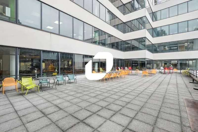 Office in Massy for lease - Building Photo - Image 2 of 17