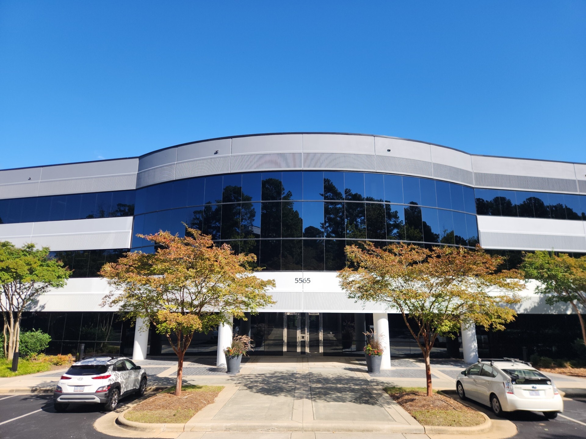 5565 Centerview Dr, Raleigh, NC for lease Building Photo- Image 1 of 13