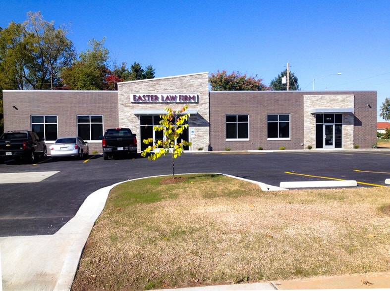 806 W Battlefield St, Springfield, MO for lease - Building Photo - Image 3 of 11