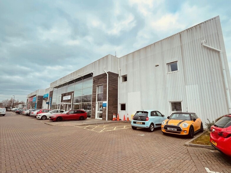 8A-8F Fratton Way, Southsea for lease - Building Photo - Image 2 of 15