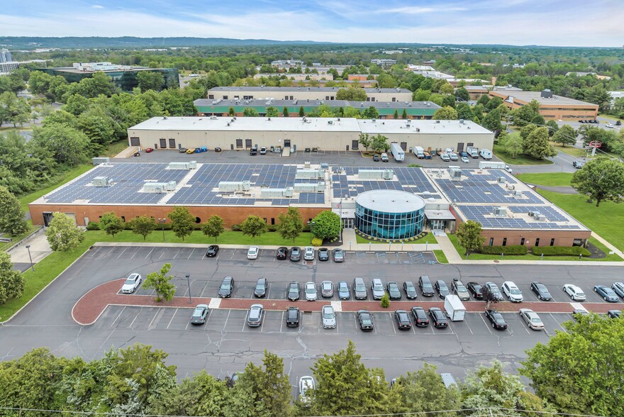 28 Worlds Fair Dr, Somerset, NJ for lease - Building Photo - Image 1 of 4