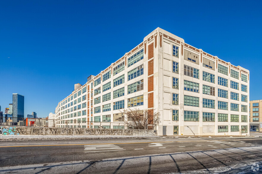 37-18 Northern Blvd, Long Island City, NY for lease - Building Photo - Image 3 of 20