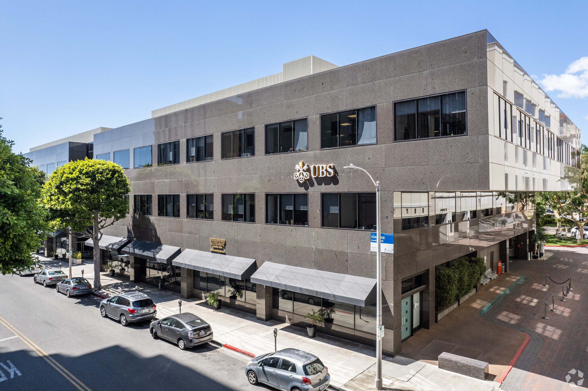 131 S Rodeo Dr, Beverly Hills, CA for lease Building Photo- Image 1 of 6