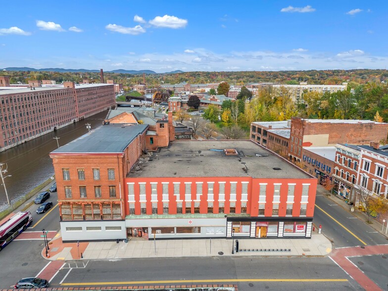 345-363 Dwight St, Holyoke, MA for lease - Building Photo - Image 1 of 15