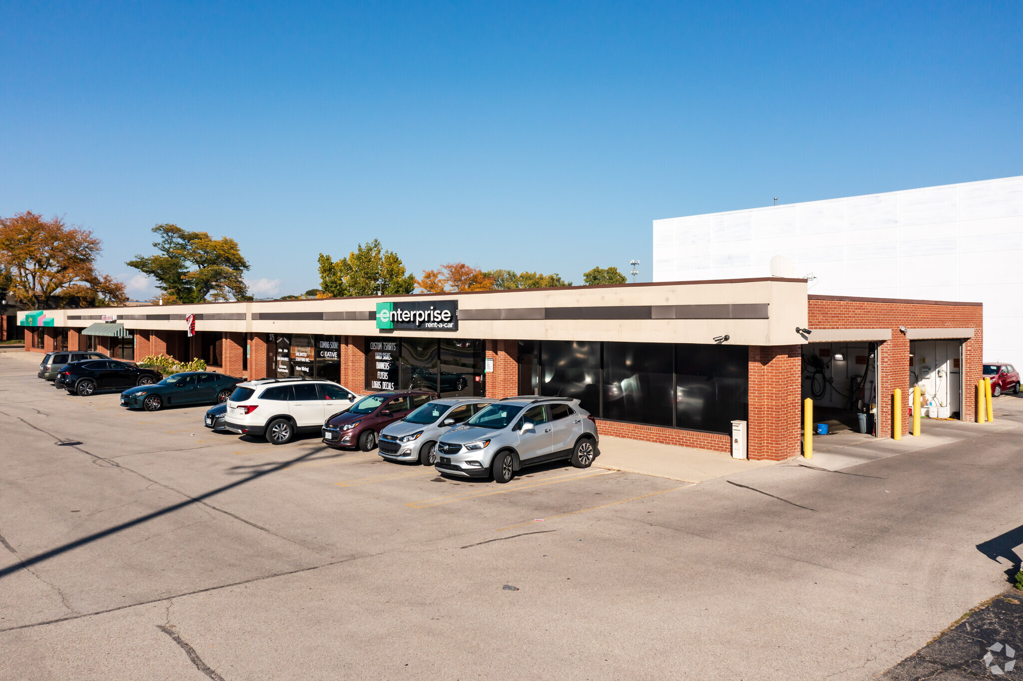 371-385 N Gary Ave, Carol Stream, IL for lease Building Photo- Image 1 of 6