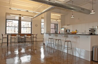 229 W 28th St, New York, NY for lease Interior Photo- Image 2 of 5