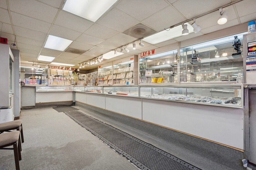 4029 Lancaster Ave, Philadelphia, PA for sale - Building Photo - Image 3 of 20