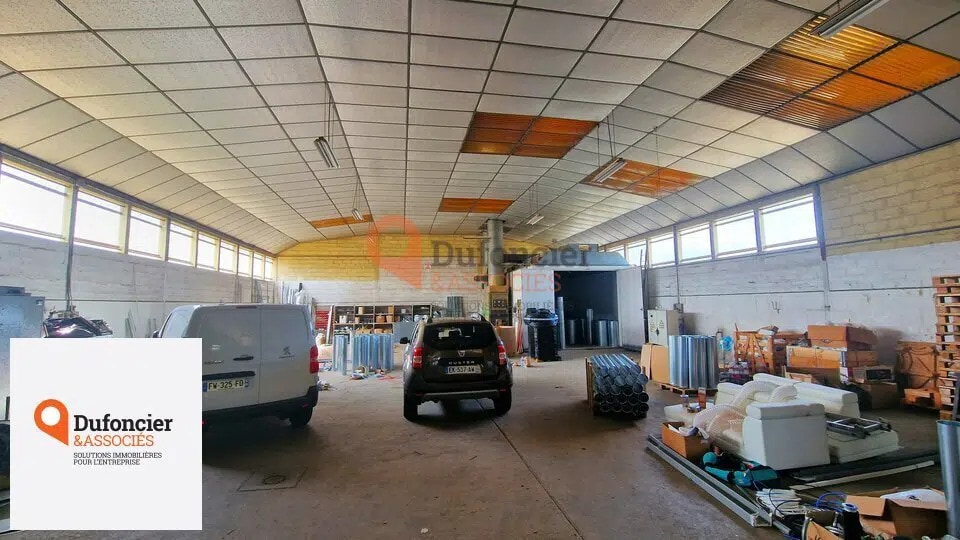 Flex in Poitiers for lease - Interior Photo - Image 3 of 3